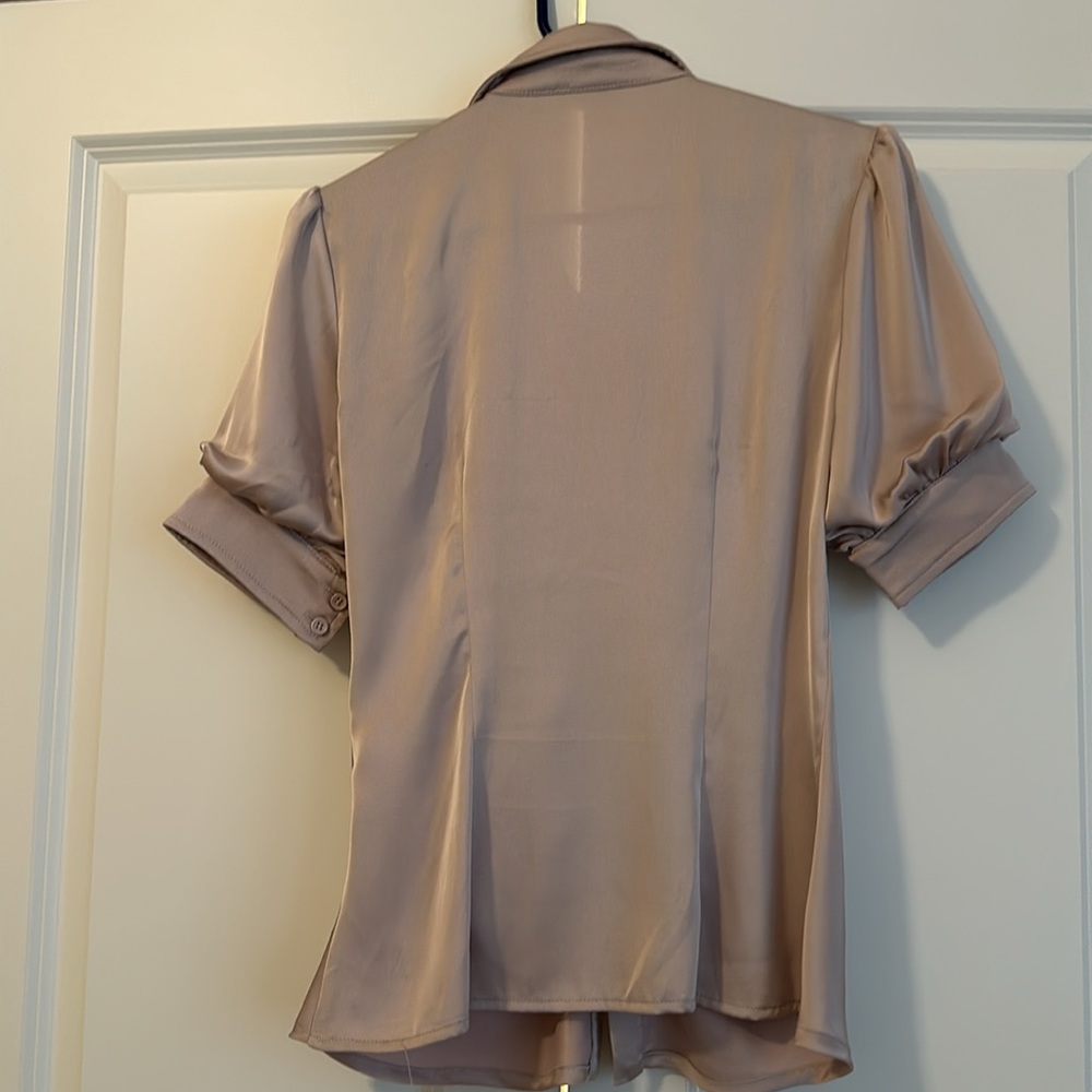Fate small button down. Never worn! - Picture 3 of 3